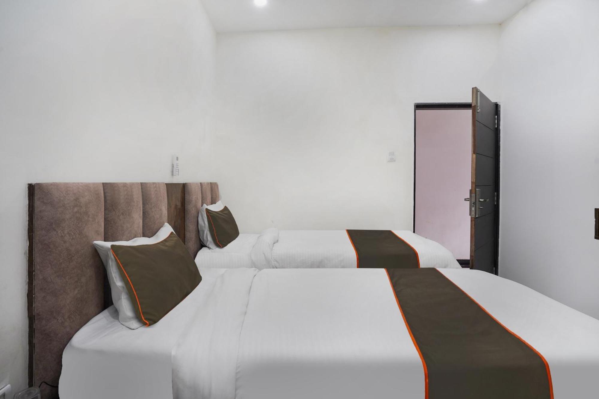 Townhouse Amanaka Formerly Hotel City Pride Raipur  ภายนอก รูปภาพ
